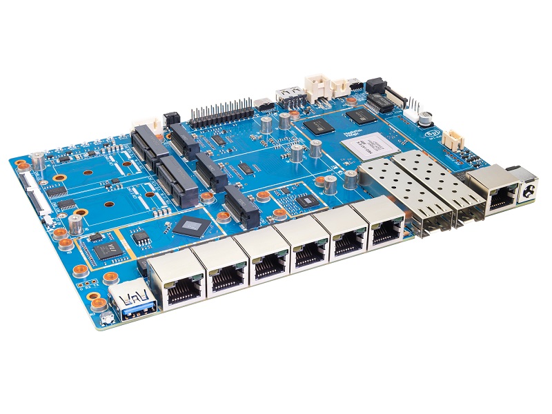 banana_pi_bpi-r4_pro_1.jpg